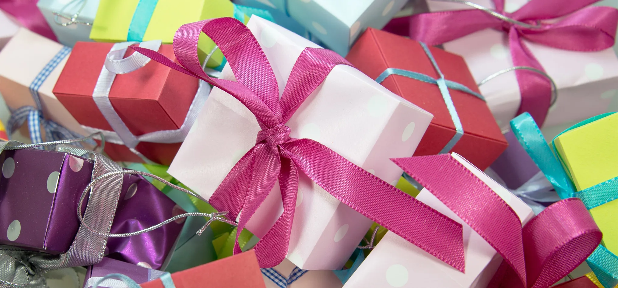 20 Birthday Gift Ideas for This Holiday Season (for your loved ones living abroad)